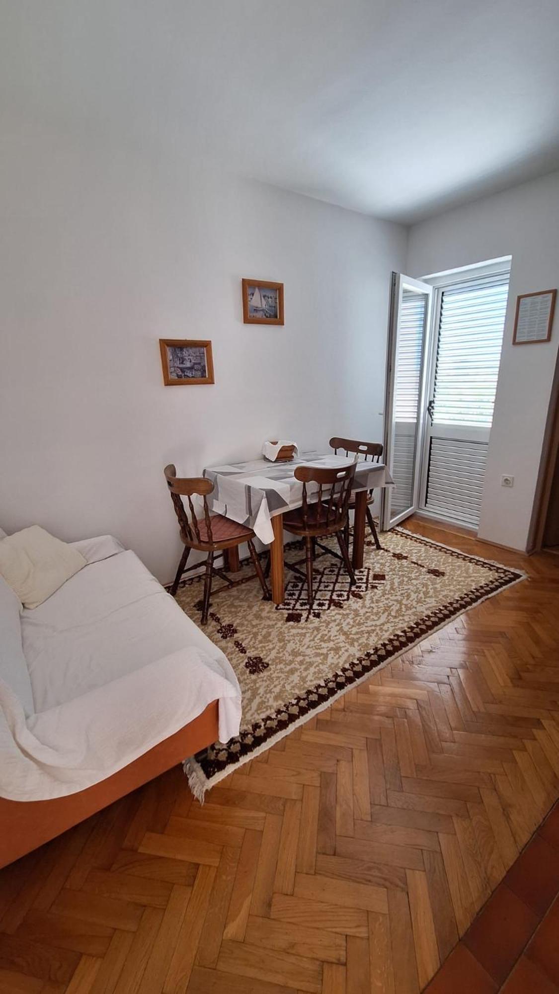 Apartment Lukovo - Puskaric Luaran gambar