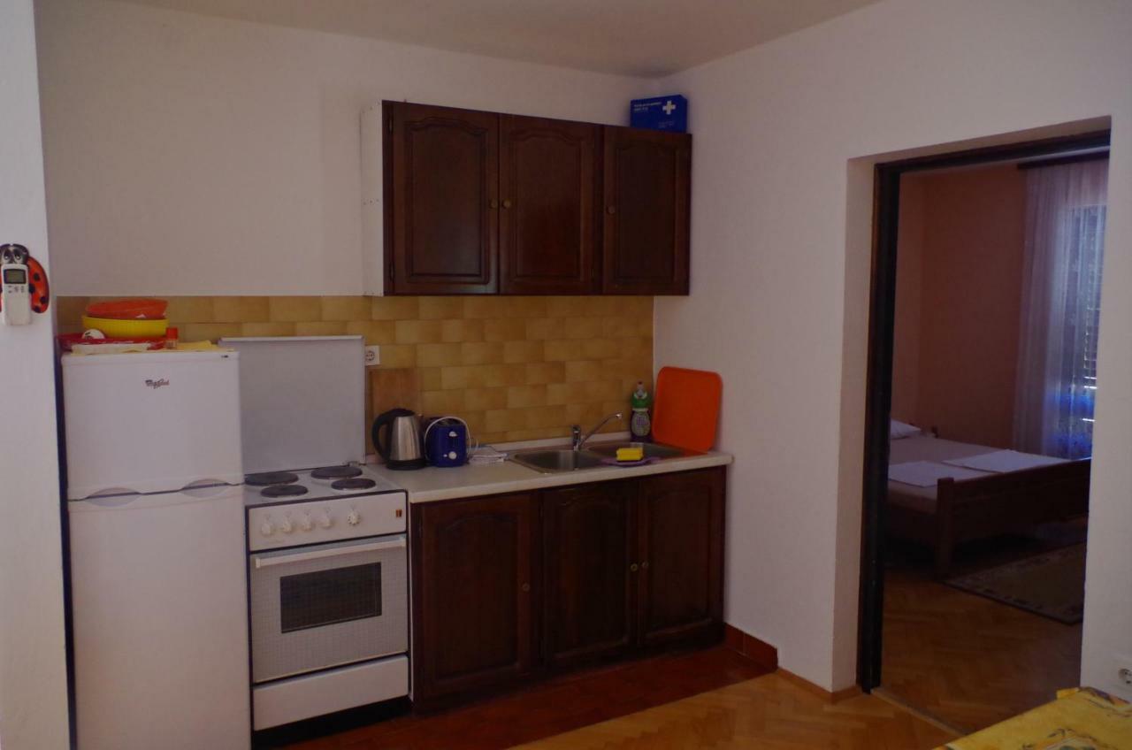 Apartment Lukovo - Puskaric Luaran gambar